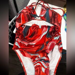 Fluid pattern ruched halter one piece swimsuit